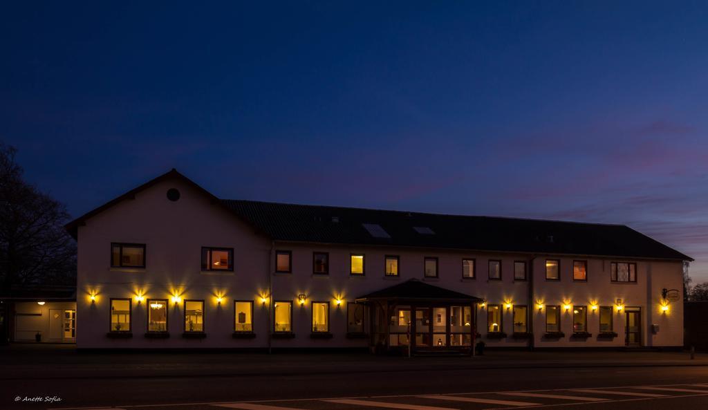 Sdr. Omme Kro&Hotel Exterior foto