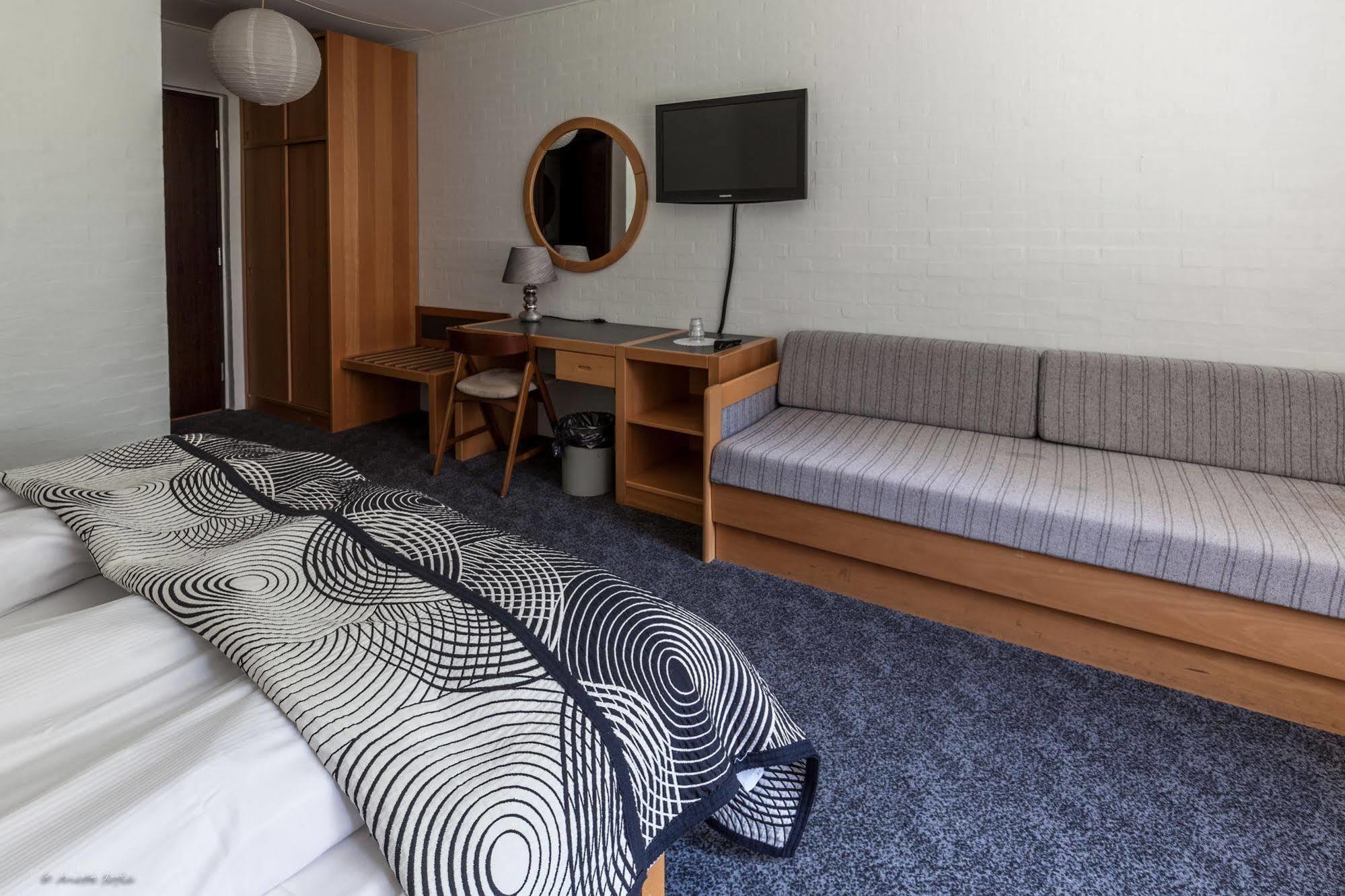 Sdr. Omme Kro&Hotel Exterior foto